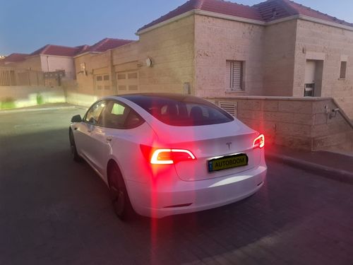 Tesla Model 3 с пробегом, 2021, частная рука