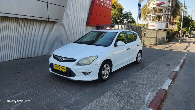 Hyundai i30 с пробегом, 2011, частная рука