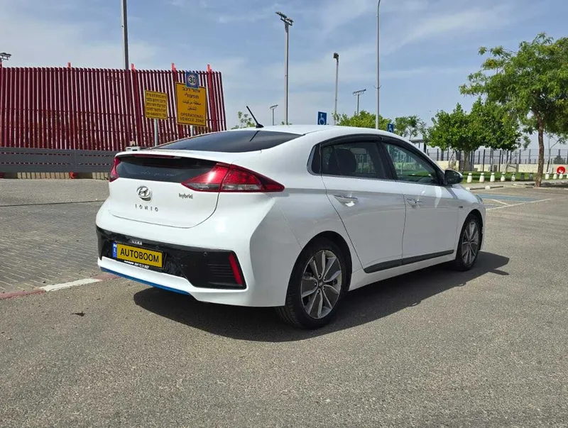 Hyundai IONIQ 2nd hand, 2017, private hand