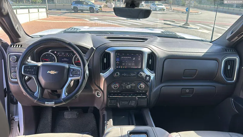 Chevrolet Silverado с пробегом, 2020