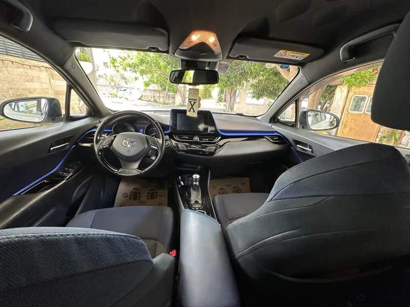 טויוטה C-HR יד 2 רכב, 2018, פרטי