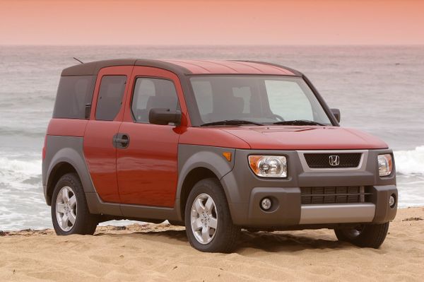 הונדה אלמנט ‏2002. מרכב, צורה. רכב שטח 5 דלתות, 1 דור
