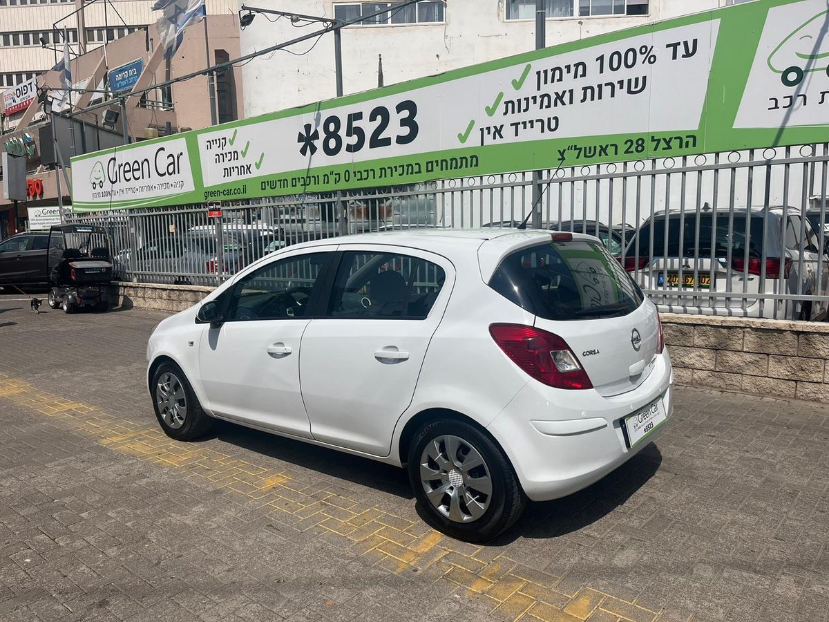 Opel Corsa с пробегом, 2014