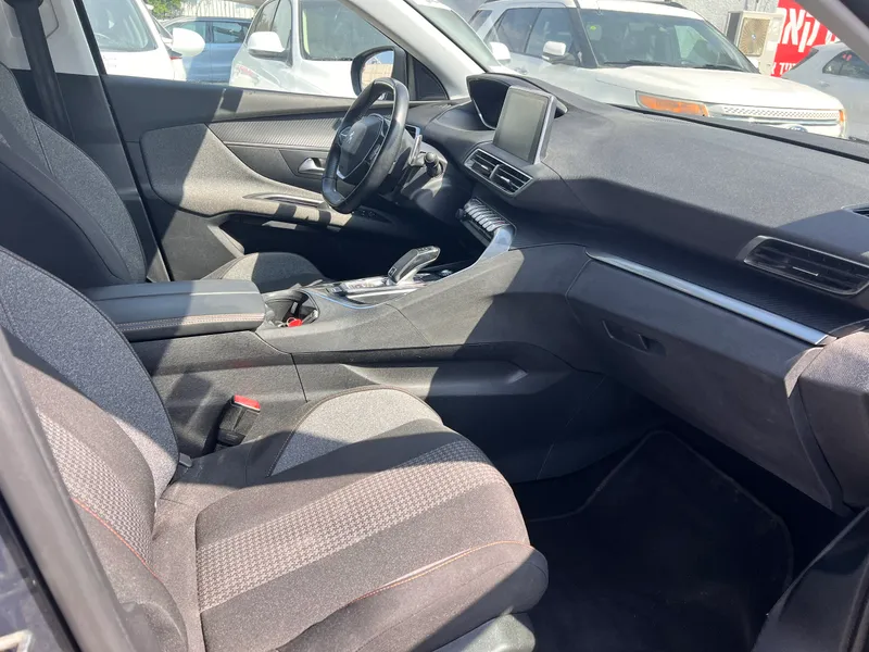 Peugeot 3008 2nd hand, 2020