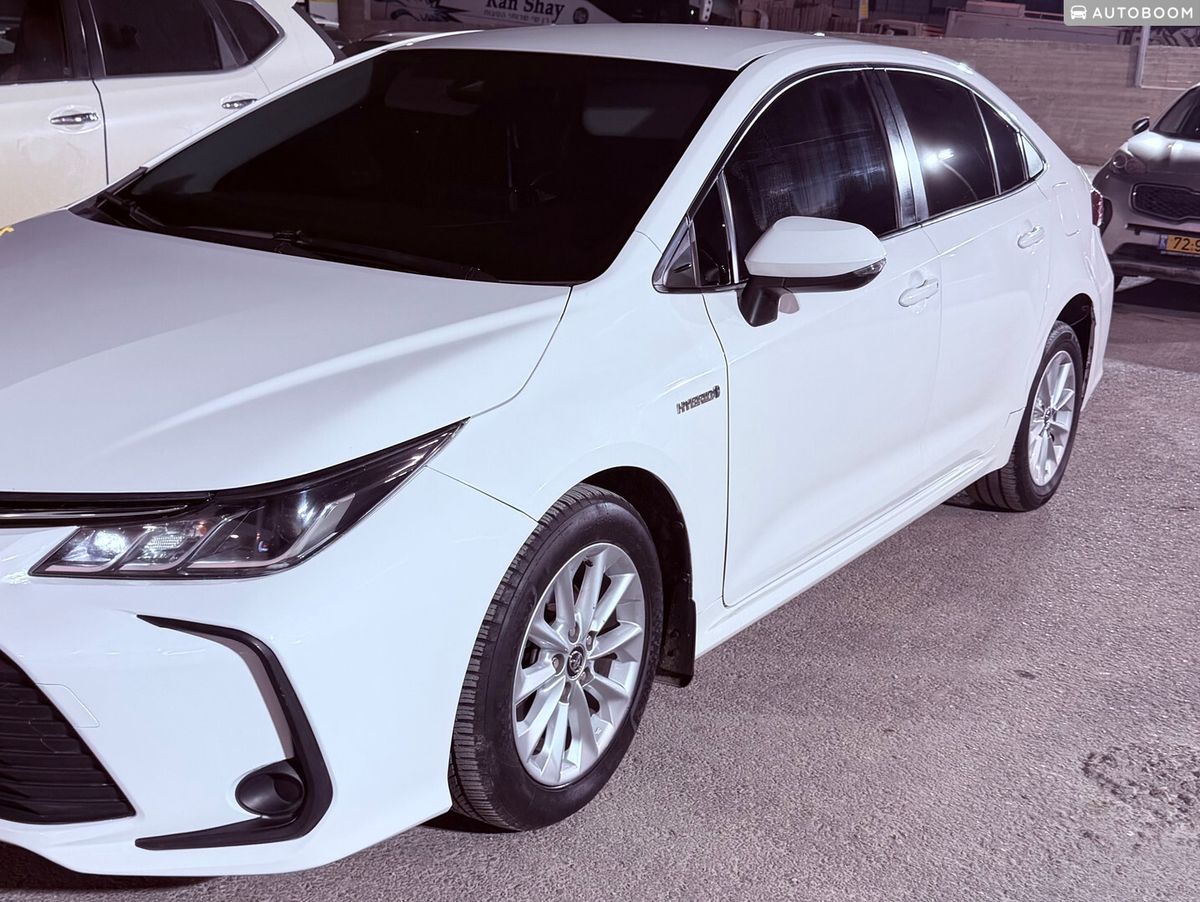 Toyota Corolla 2nd hand, 2019, private