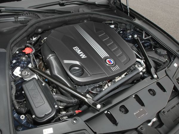 Альпина D5 2011. Двигатель. Универсал 5 дв., 1 поколение