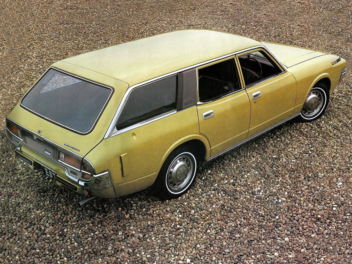 Тойота Краун 1971. Кузов, экстерьер. Универсал 5 дв., 4 поколение