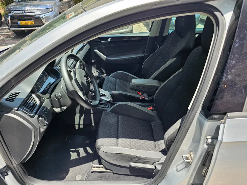 Skoda Rapid с пробегом, 2018, частная рука