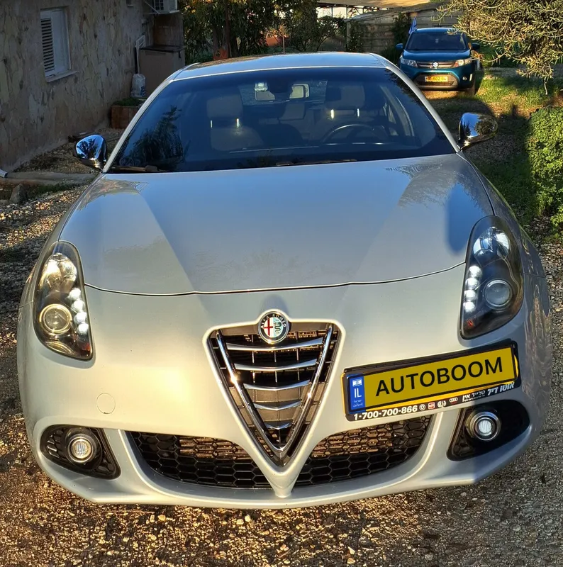 Alfa Romeo Giulietta 2ème main, 2015, main privée