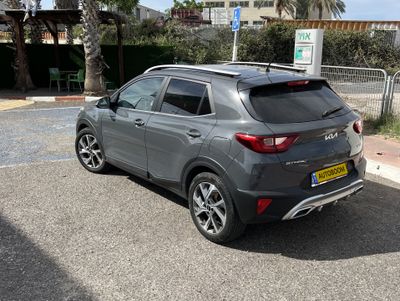 Kia Stonic с пробегом, 2022, частная рука