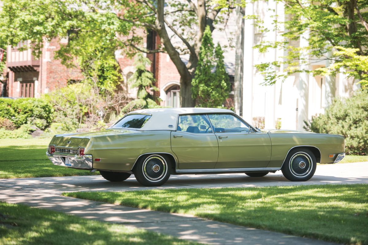 Ford Galaxie 1968. Carrosserie, extérieur. Berline sans pilier central, 4 génération