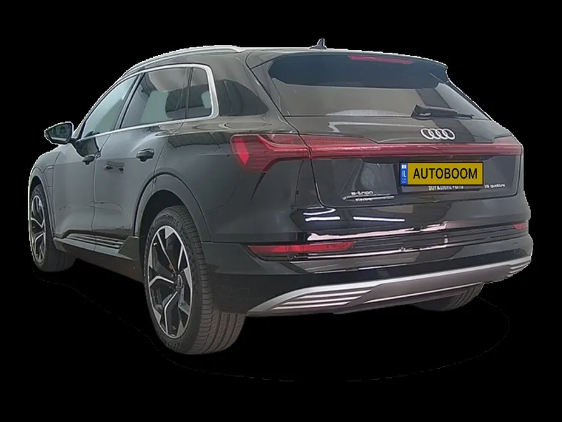 Audi Q8 e-tron с пробегом, 2022, частная рука