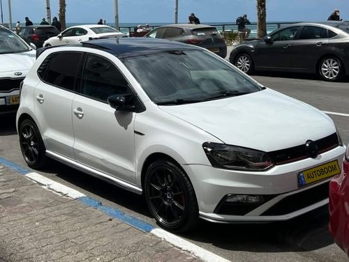 Volkswagen Polo GTI, 2015, photo