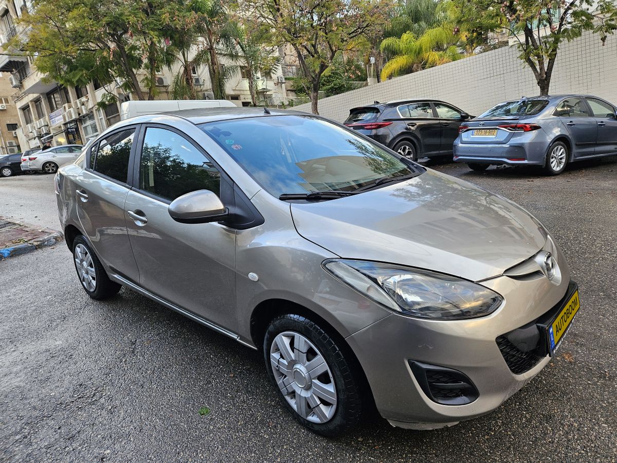 Mazda 2 с пробегом, 2010