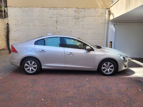 Volvo S60 2nd hand, 2012, private hand