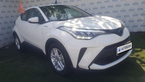 Toyota C-HR nouvelle voiture, 2021