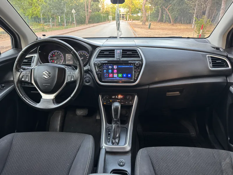 Suzuki Crossover 2ème main, 2018, main privée