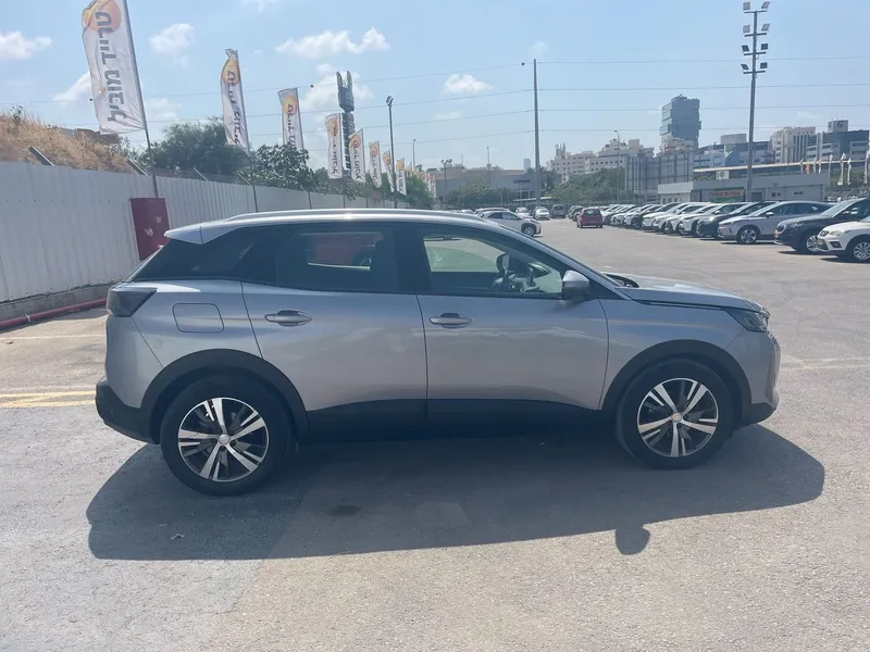 Peugeot 3008 2nd hand, 2021, private hand