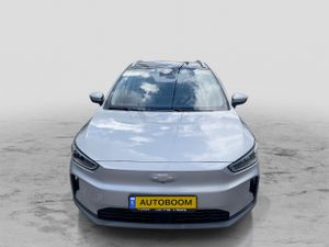 Geely Geometry C, 2023, photo
