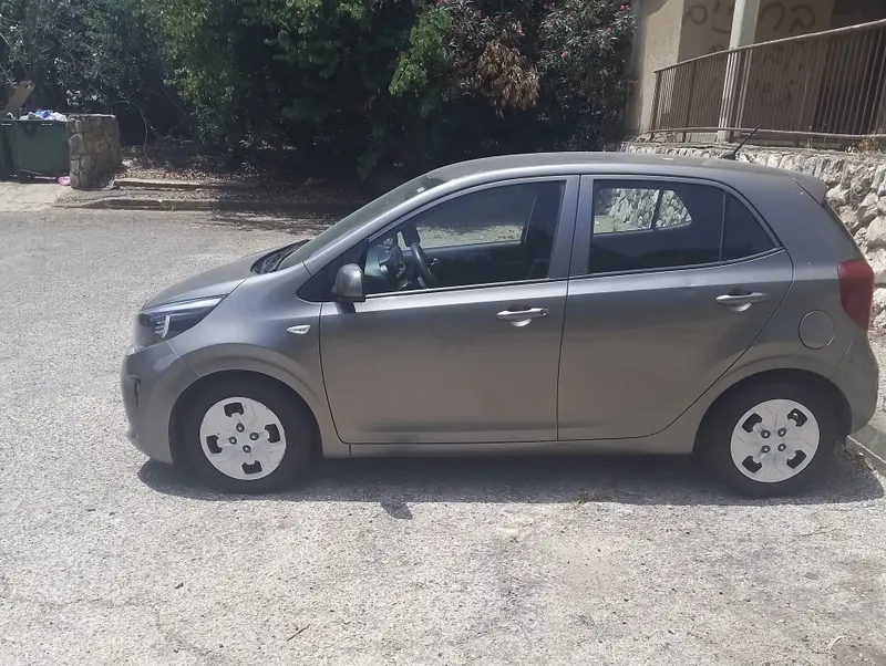 Kia Picanto 2nd hand, 2021, private hand