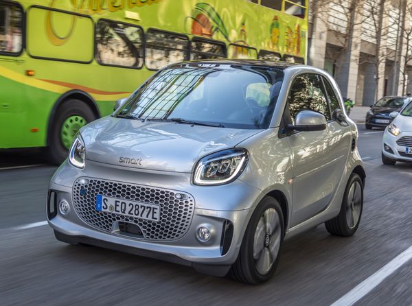 Smart Fortwo 2019. Carrosserie, extérieur. Mini 3-portes, 3 génération, restyling