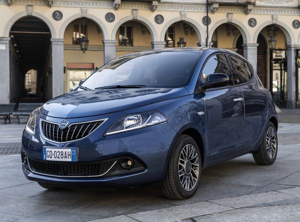Lancia Ypsilon 2021. Bodywork, Exterior. Mini 5-doors, 3 generation, restyling 2