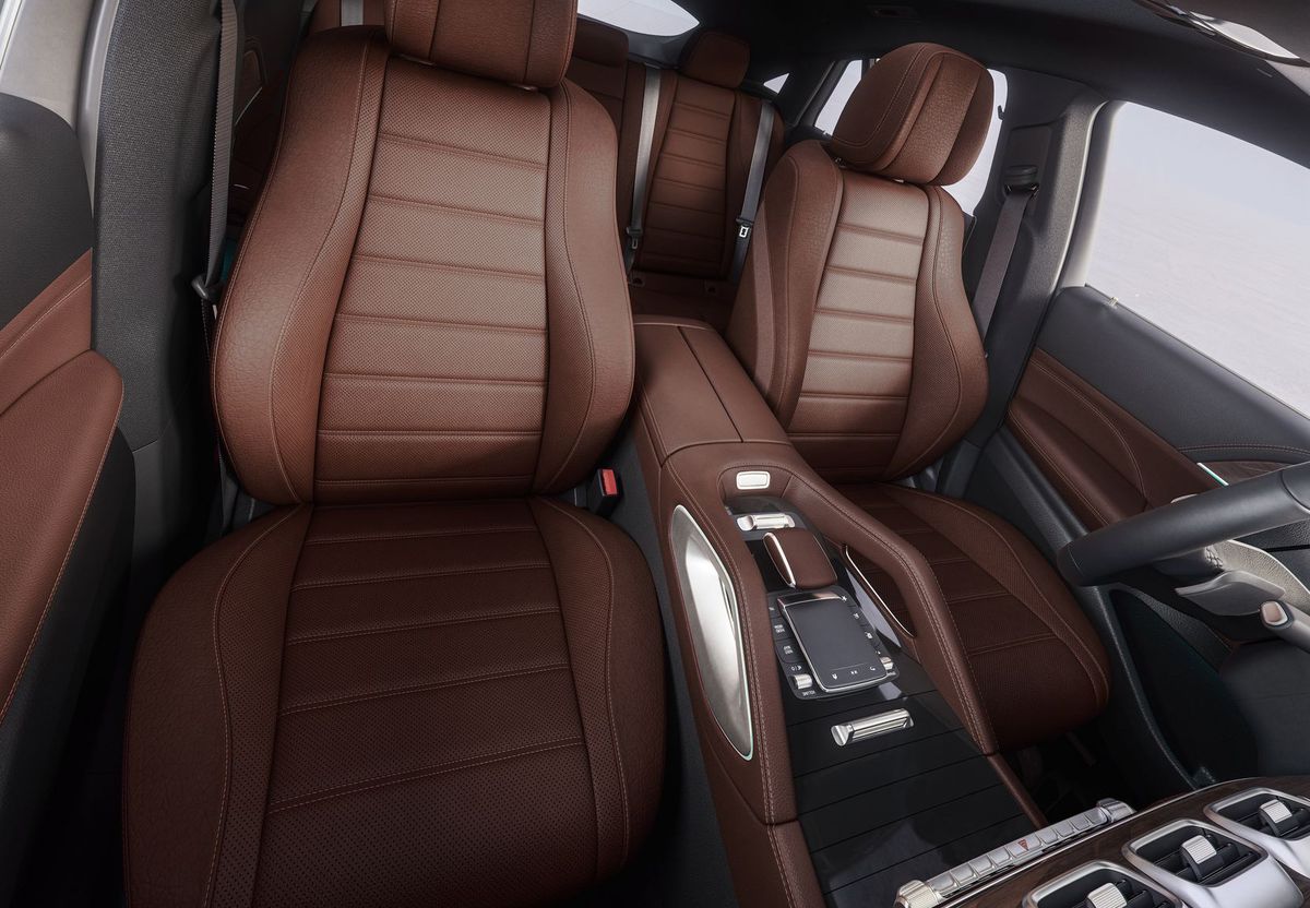 מרצדס GLE Coupe ‏2023. מרחב פנימי, סלון הרכב. SUV קופה, 2 דור, שדרוג