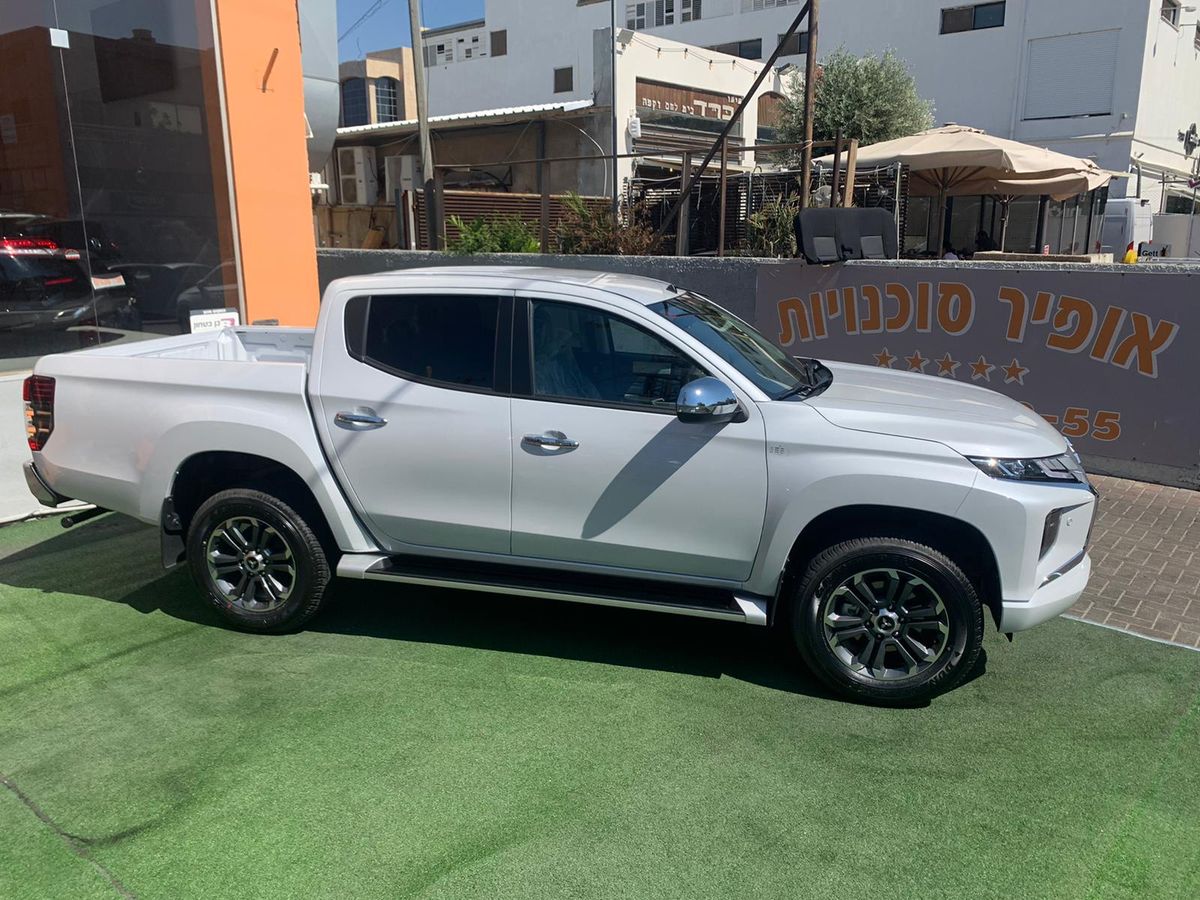 Mitsubishi Triton новый, 2021