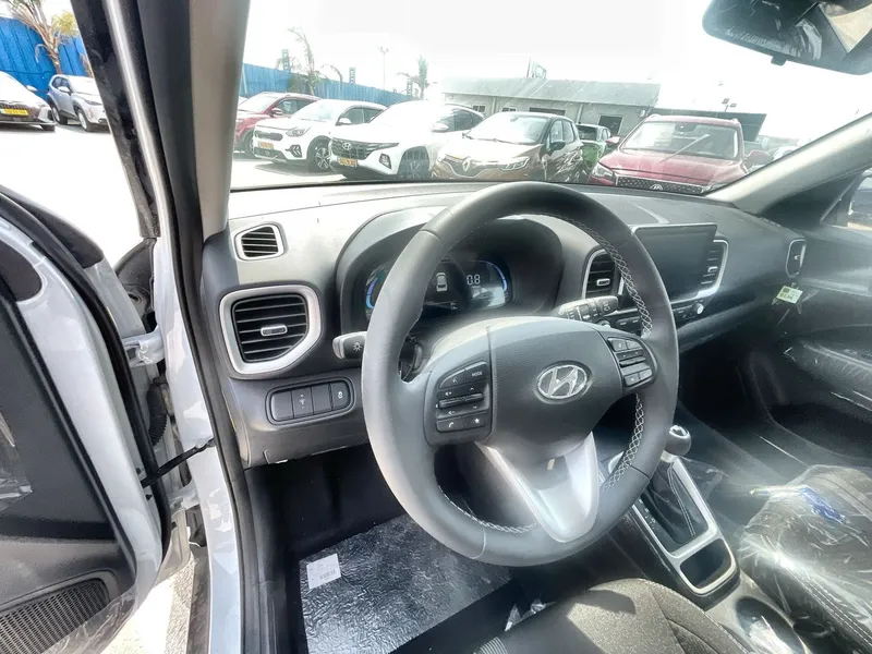 Hyundai Venue новый, 2025