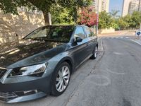 סקודה סופרב יד 2 רכב, 2019, פרטי