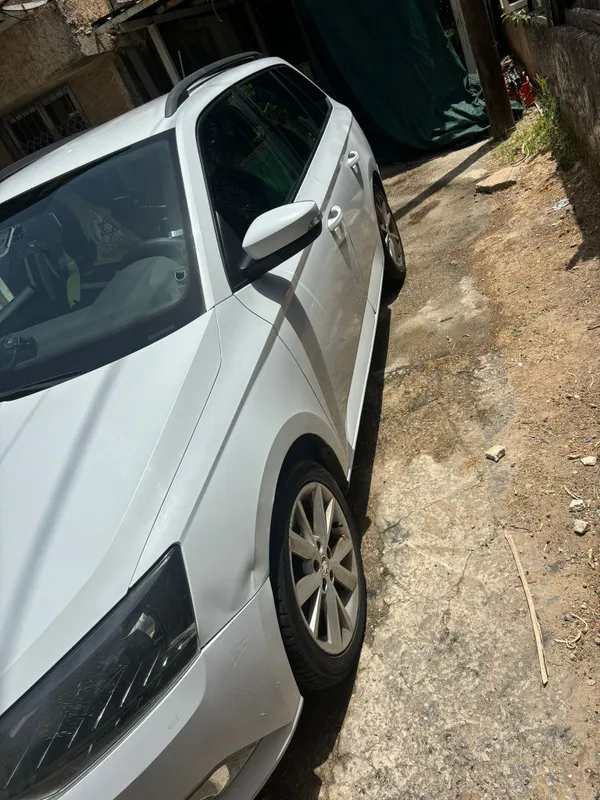 Škoda Fabia 2ème main, 2017, main privée