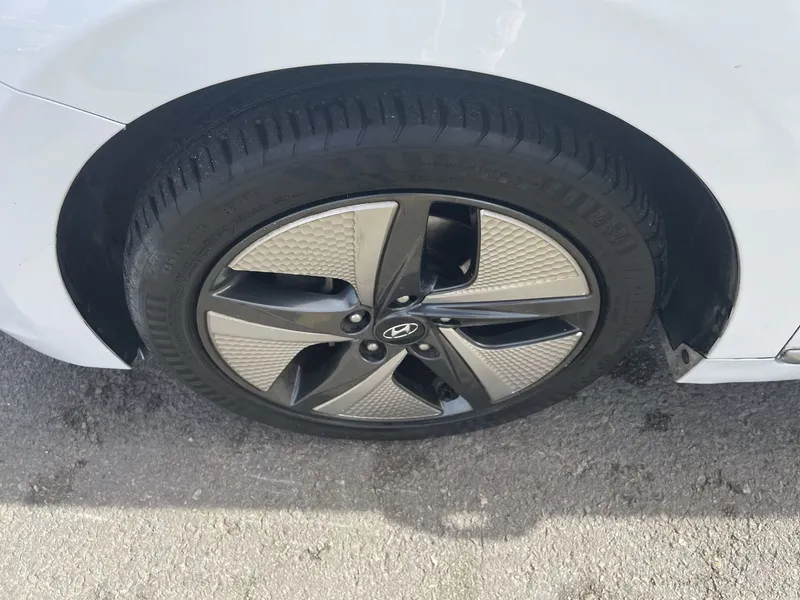 Hyundai IONIQ 2nd hand, 2022