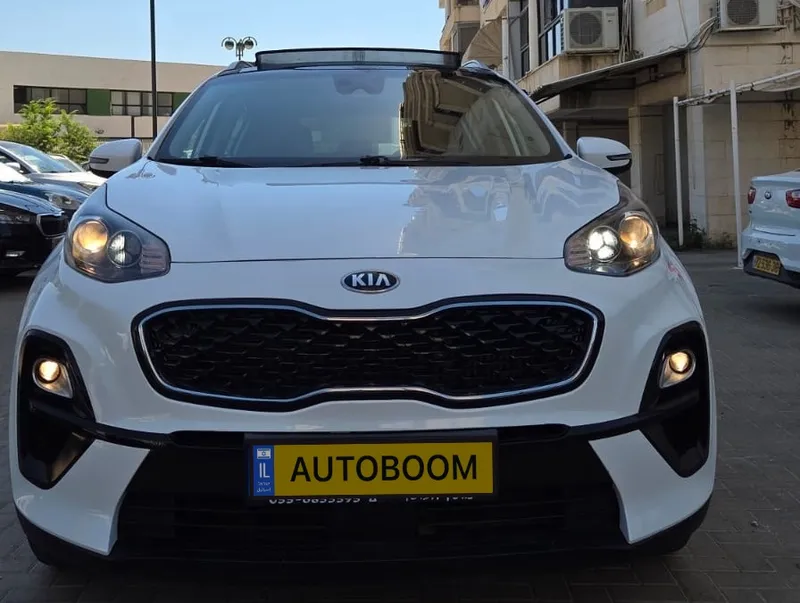 Kia Sportage 2nd hand, 2021, private