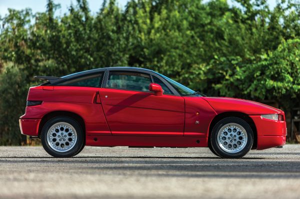 Alfa Romeo SZ 1988. Carrosserie, extérieur. Coupé, 1 génération