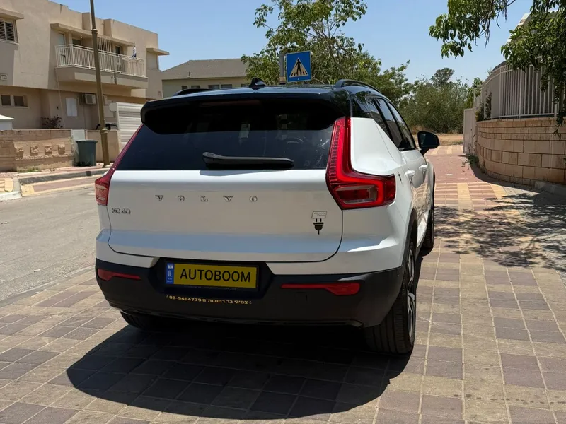 וולוו XC40 יד 2 רכב, 2022, פרטי