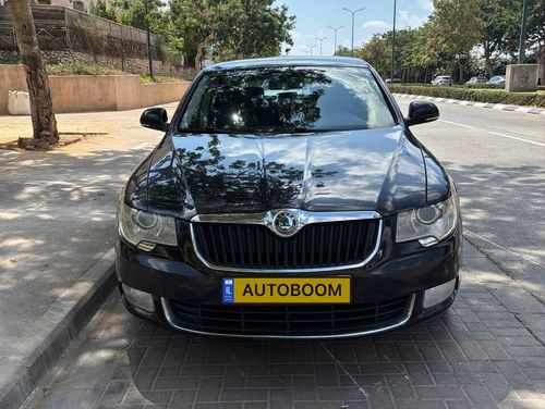 Škoda Superb, 2010, photo
