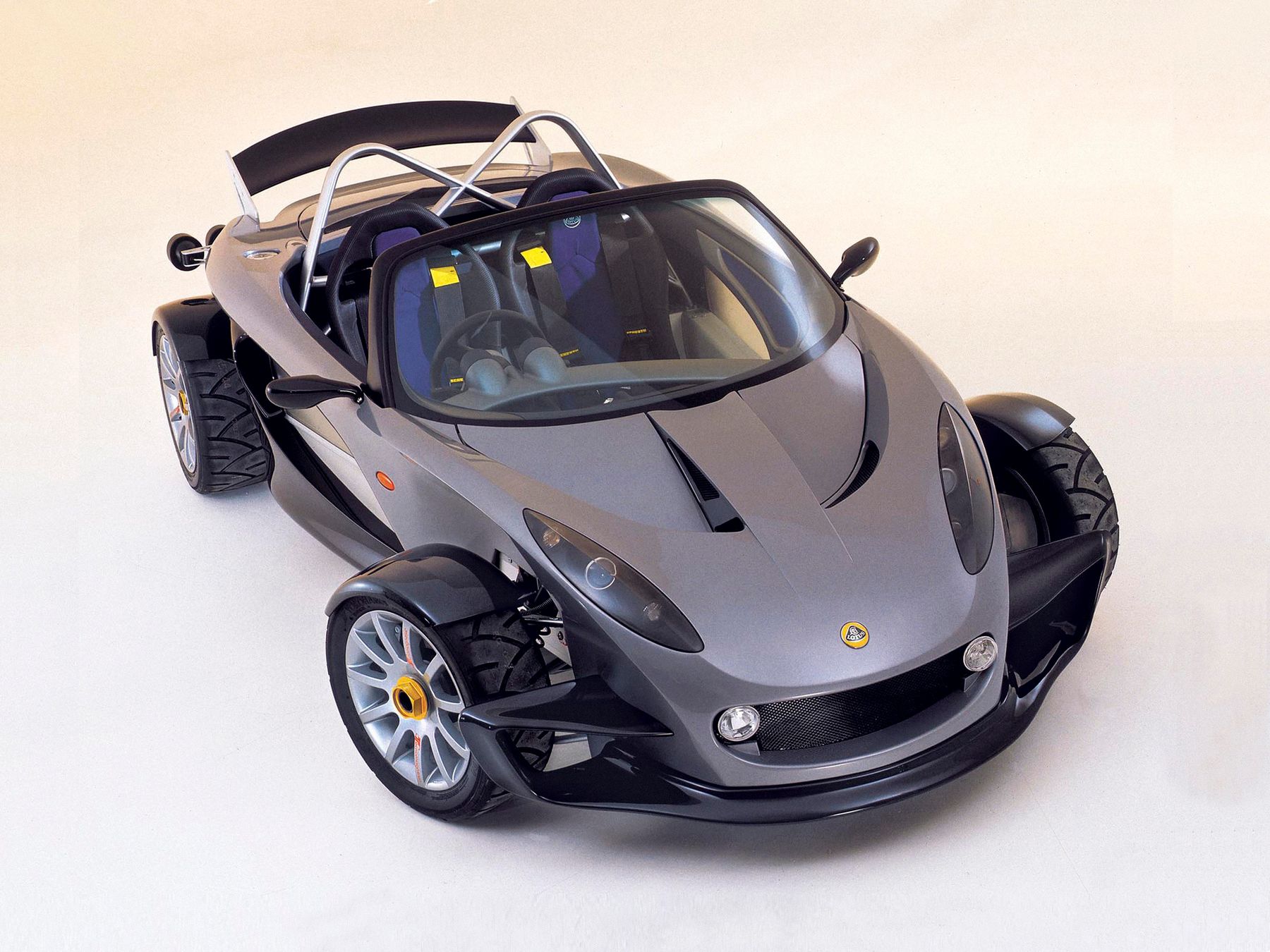 Lotus r gt16