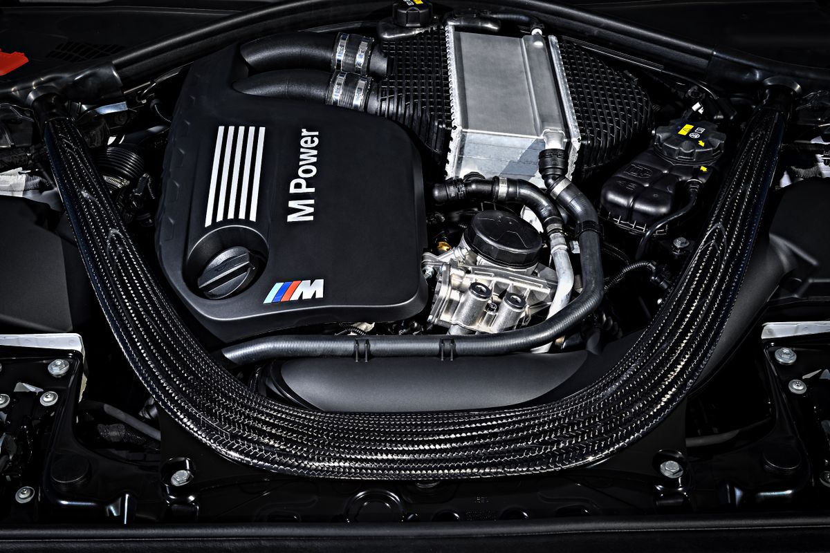 БМВ M2 2017. Двигатель. Купе, 1 поколение, рестайлинг