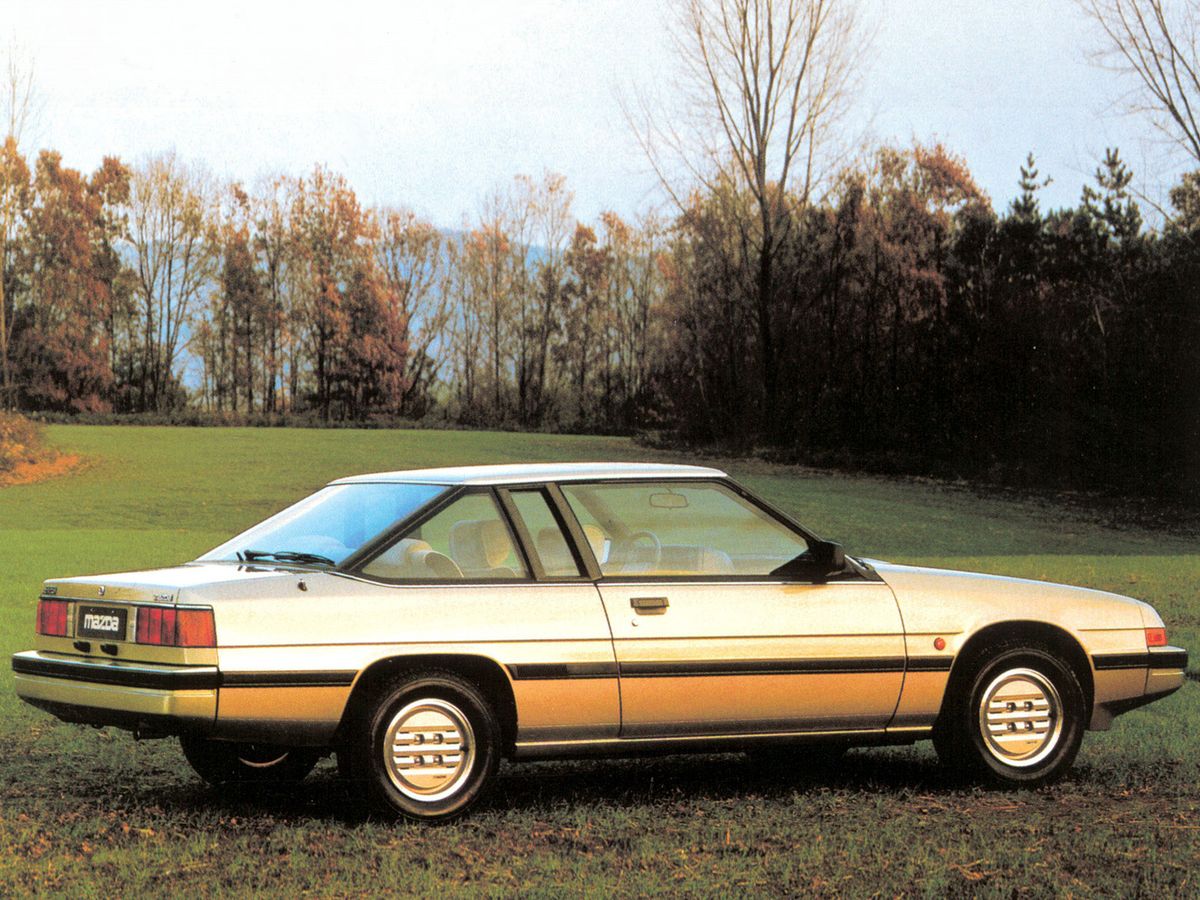 Mazda 929 1981. Carrosserie, extérieur. Coupé, 2 génération