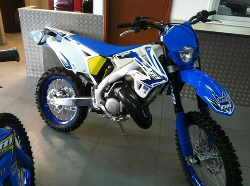 Legal Motorcycles. صورة 4