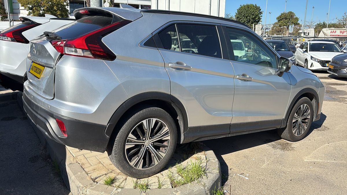 Mitsubishi Eclipse Cross с пробегом, 2022