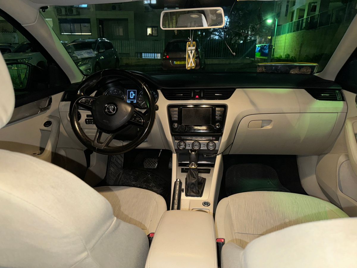 Skoda Octavia 2nd hand, 2016, private hand