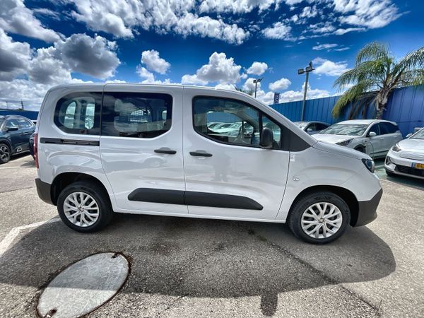 Fiat Doblo new car, 2025