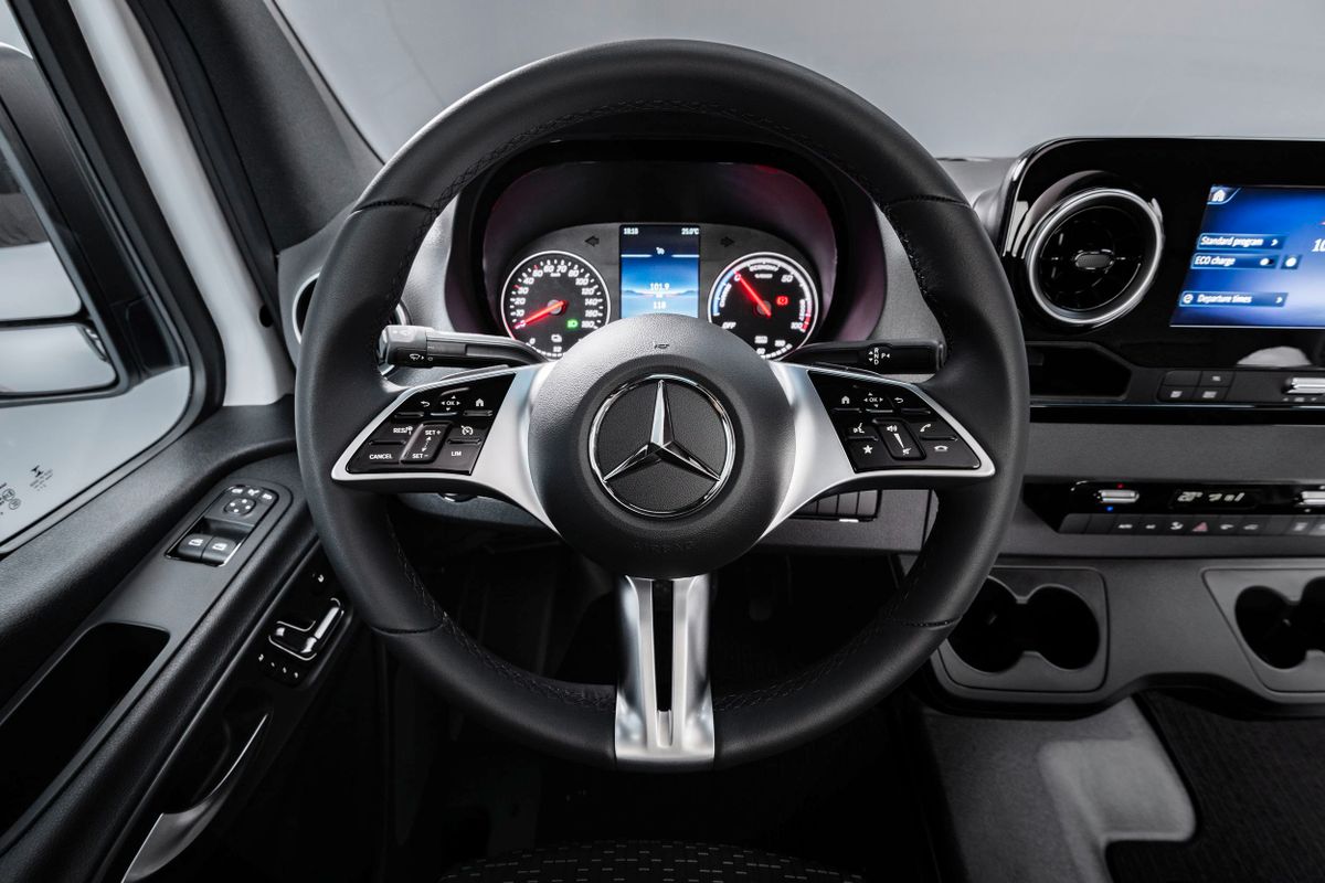 Mercedes Sprinter 2019. Dashboard. Van, 3 generation