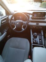 Mitsubishi Outlander 2nd hand, 2022, private