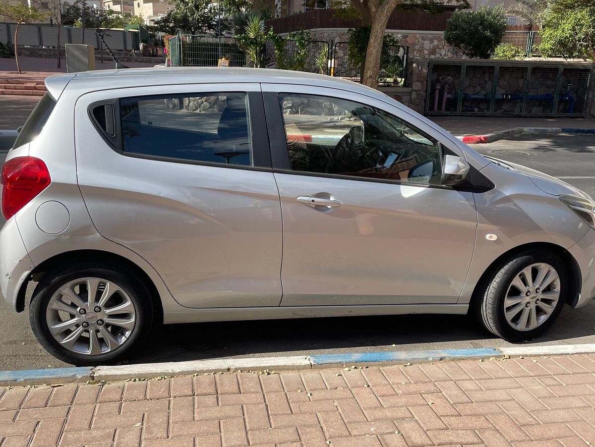 Chevrolet Spark 2nd hand, 2016, private hand