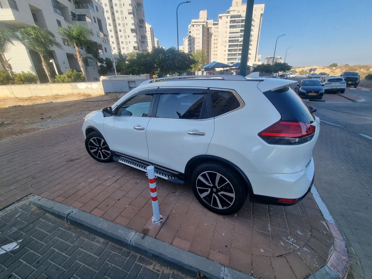 Nissan X-Trail 2nd hand, 2018, private hand