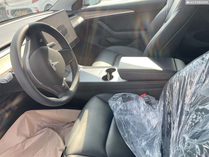 Tesla Model 3 с пробегом, 2022, частная