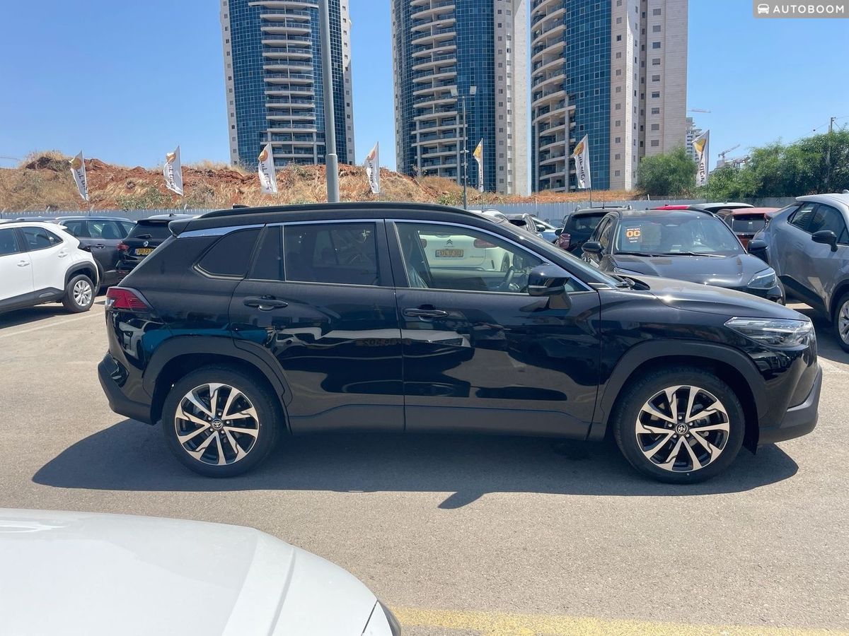 Toyota Corolla Cross new car, 2026