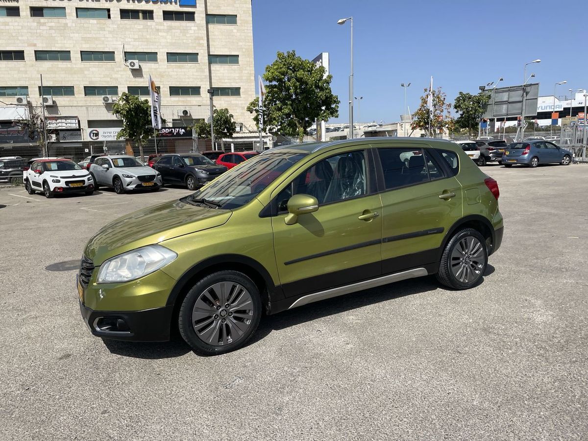 Suzuki SX4 2ème main, 2016, main privée